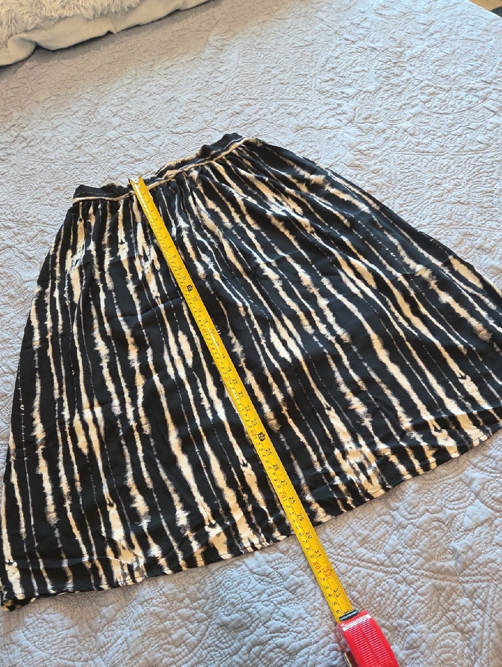 painted threads Black and Cream Striped A-Line Skirt Size L! - Picture 7 of 8